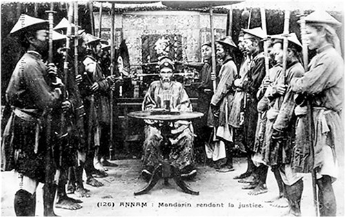 Vi quan duoc vua Tu Duc thuong chu 