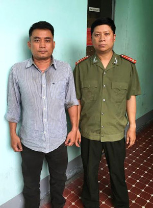 Thuong uy an ninh rom lua dao ngay tai tru so UBND phuong