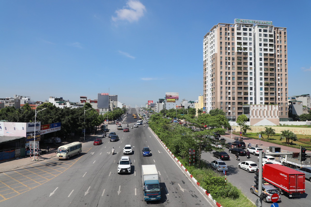 Cầu Vĩnh Tuy 2 sẽ có 4 làn xe lưu thông theo hướng từ trung tâm TP Hà Nội sang Long Biên. 4 làn xe gồm: 2 làn xe cơ giới, 1 làn xe buýt, 1 làn tổng hợp và dải đường đi bộ.
