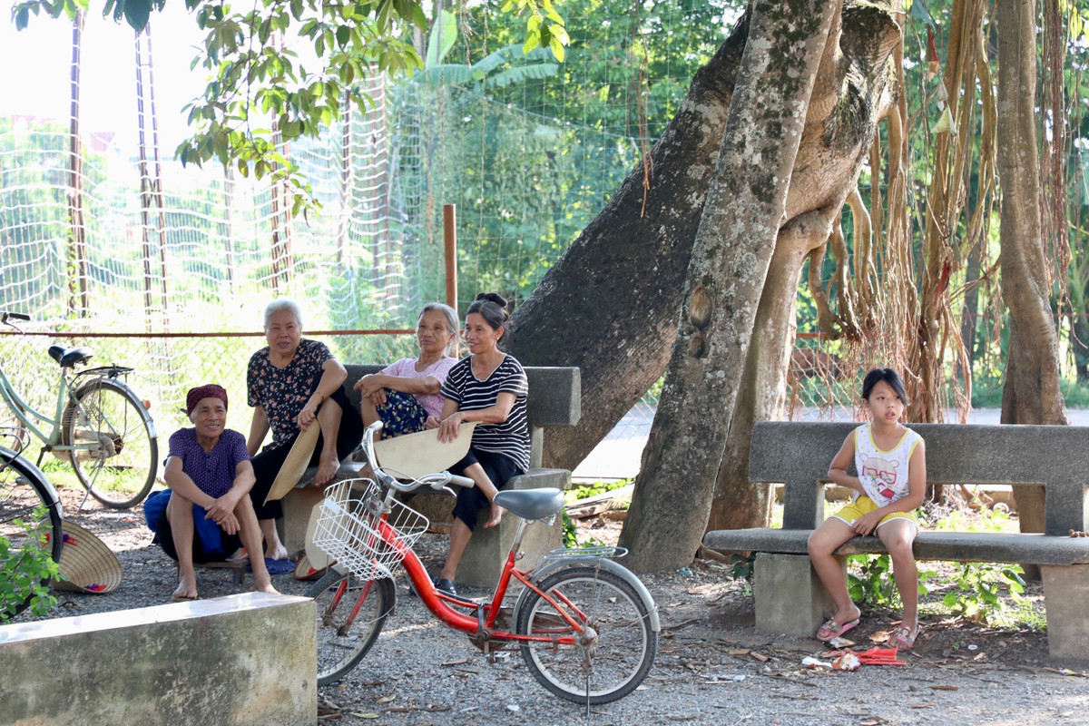 Không chỉ với người lớn, trẻ nhỏ cũng có nơi vui chơi rộng rãi, thoáng mát.