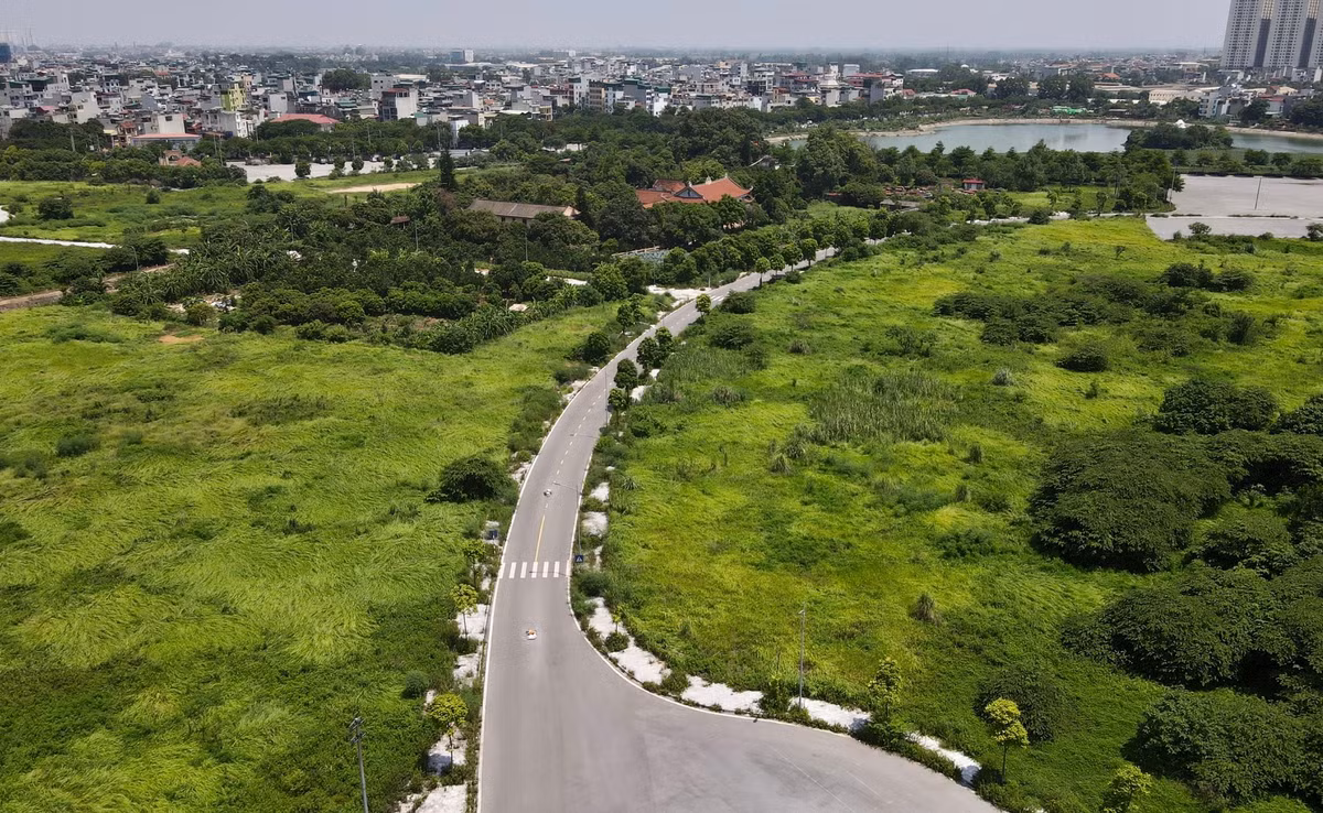 Cong vien Chu Van An sau 7 nam quy hoach van ngon ngang-Hinh-3