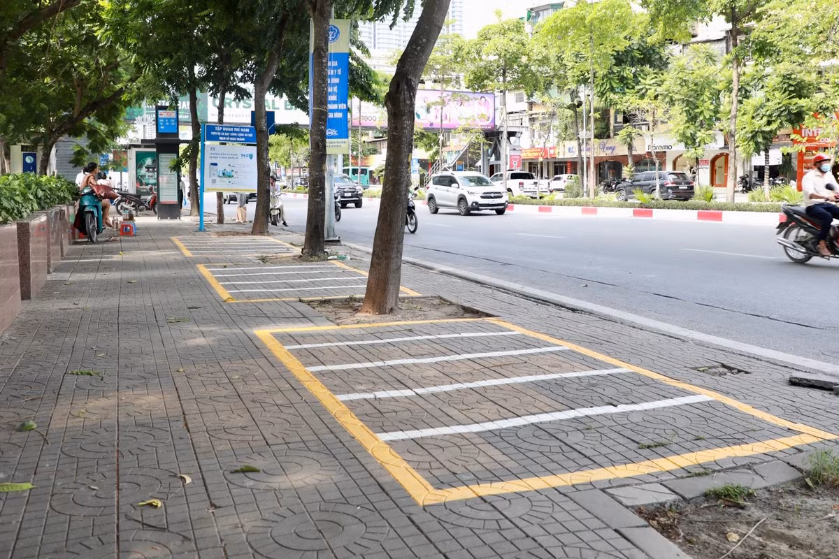 Đối tượng phục vụ được dự án đặt ra là người dân sử dụng dịch vụ vận tải hành khách công cộng, học sinh - sinh viên, khách du lịch… Xe đạp công cộng sẽ giúp đi lại trong nội đô Hà Nội, kết nối giữa bến xe buýt, nhà ga đường sắt đô thị, các khu đô thị, mua sắm…