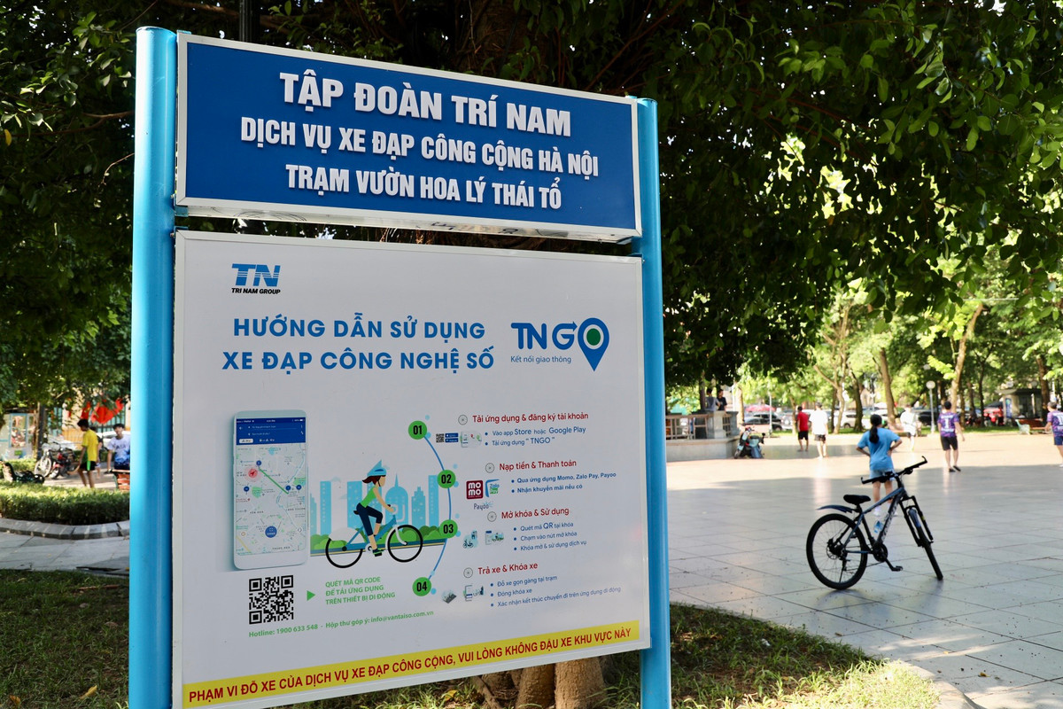 Theo kế hoạch, Sở Giao thông Vận tải (GTVT) Hà Nội đã đề xuất UBND thành phố Hà Nội cho phép Công ty cổ phần Tập đoàn Trí Nam thí điểm dịch vụ xe đạp đô thị trên địa bàn một số quận với thời gian thí điểm 12 tháng (bắt đầu từ tháng 12/2022). Tuy nhiên, đã hơn 6 tháng trôi qua, dự án vẫn chưa đi vào hoạt động, các trạm xe trong tình trạng bỏ không.