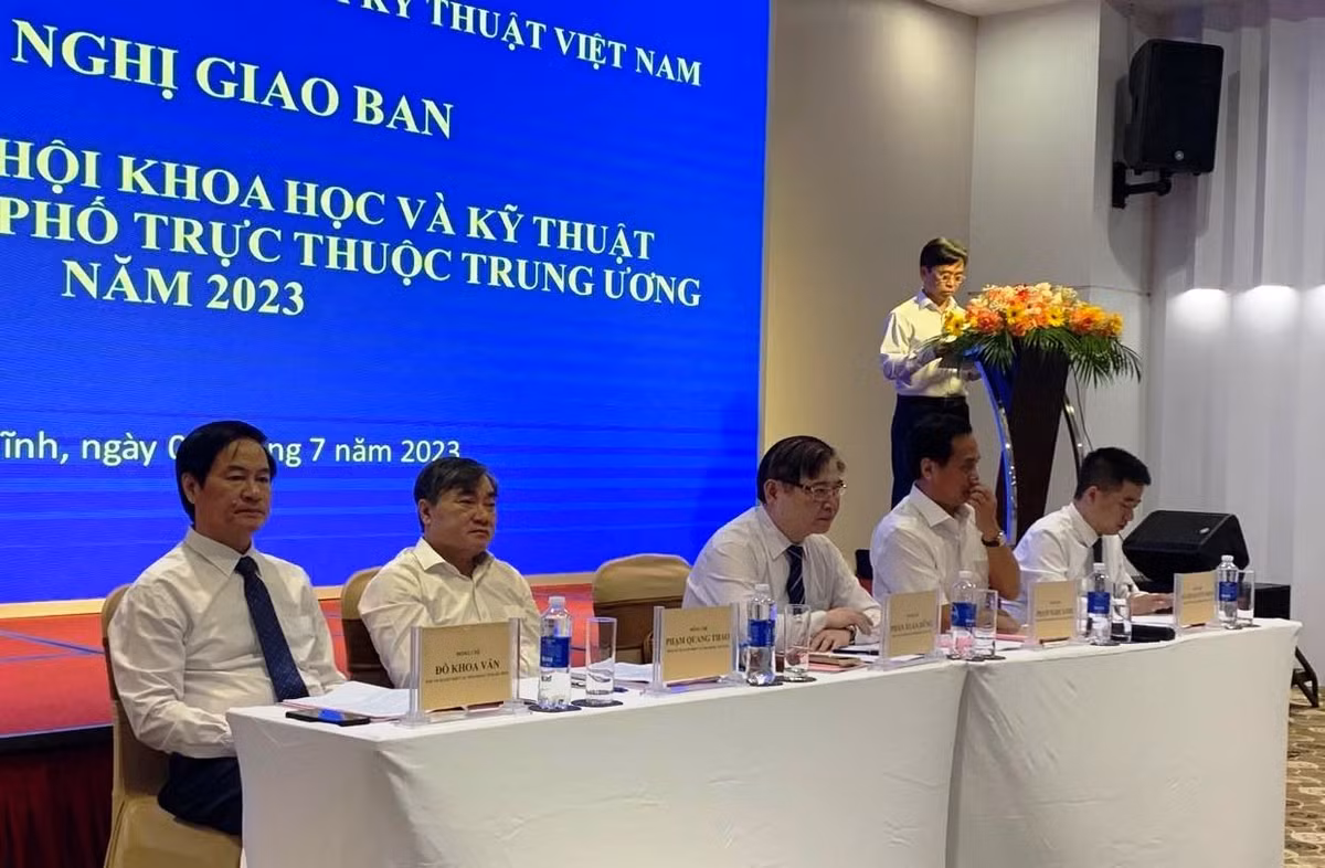 Lien hiep Cac hoi KH&KT Viet Nam to chuc Hoi nghi giao ban tai Ha Tinh