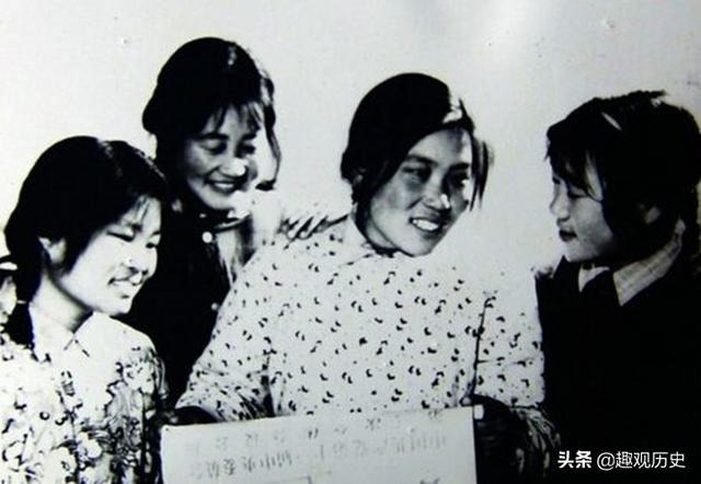 Ban đầu, cha của cô không muốn trao lại hòn đá vì lo ngại về an ninh gia đình. Tuy nhiên, sau khi cân nhắc, cô đã thuyết phục cha mình giao nộp hòn đá cho các cơ quan chức năng để tránh rơi vào tay những người xấu.