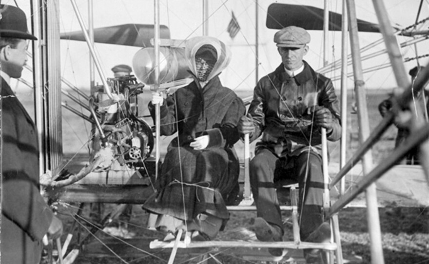 Dù với những khó khăn và bi kịch, anh em nhà Wright đã để lại những đóng góp quan trọng cho ngành hàng không và truyền cảm hứng cho các phi công sau này.