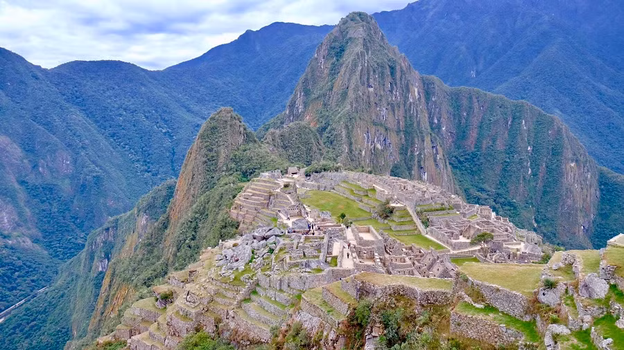 Nigeria và Cameroon khi ấy sẽ giáp với Brazil, Uruguay sẽ nằm cạnh Angola trong khi đó Argentina sẽ giáp với Nam Phi.