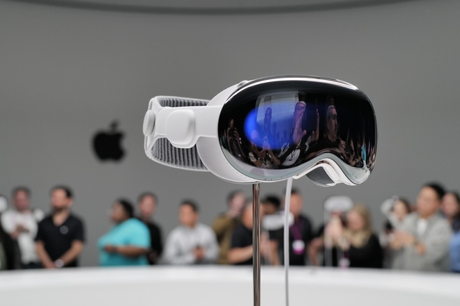 Kinh Apple Vision Pro lo nhuoc diem ngay khi ra mat