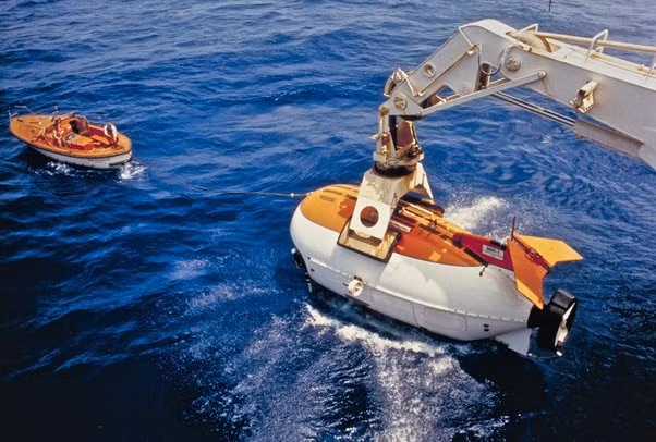 Chúng có khả năng chở theo 3 người và có thể tiếp cận tới 98% các đại dương trên thế giới. Hai tàu ngầm này đã tham gia vào nhiều hoạt động nghiên cứu và thám hiểm ở các vùng nước sâu khác nhau, bao gồm cả khám phá xác tàu Titanic.