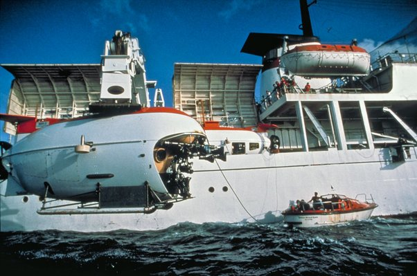 Mir-1 và Mir-2 là hai tàu ngầm mini được chế tạo bởi công ty Rauma Repola ở Phần Lan theo một dự án chung giữa Liên Xô và Phần Lan.