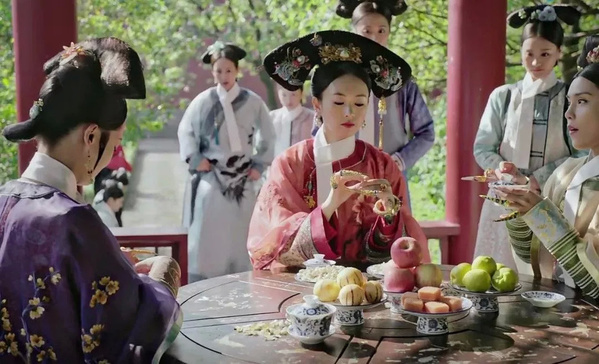 Vũ Giai thị ban đầu xuất thân từ một gia đình bình thường và không có gia thế hiển hách.