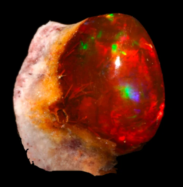 Đá opal lửa là một chất rắn hydrat hóa vô định hình với thành phần chính là silic. Nó chứa từ 1-5% nước, đôi khi có thể lên tới 34%. Các loại đá opal quý chứa từ 6-10% nước.