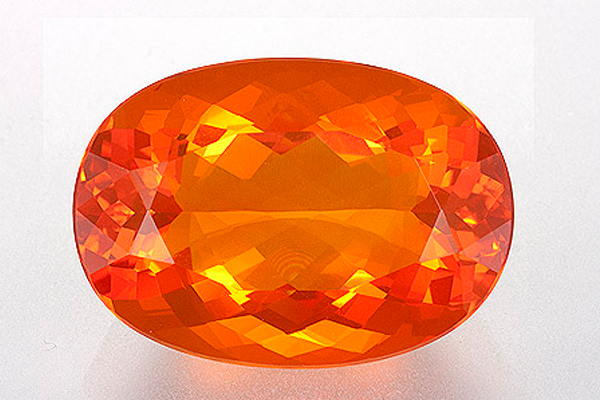 Việc tìm thấy một tảng đá opal lửa có màu đỏ máu là một phát hiện đáng kinh ngạc và đáng quý. Nó không chỉ đem lại giá trị kinh tế mà còn mang lại niềm vui và hứng thú cho nhóm công nhân.