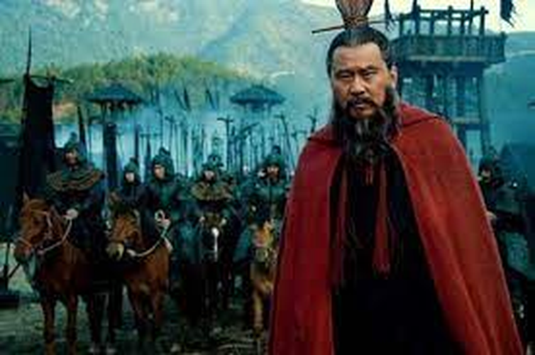 Mặc dù Tào Tháo đã đánh giá cao về Lưu Bị và thừa nhận sức mạnh của hắn, ông lại dễ dàng để Lưu Bị rời khỏi Tào doanh cùng 10.000 quân và các chiến tướng.