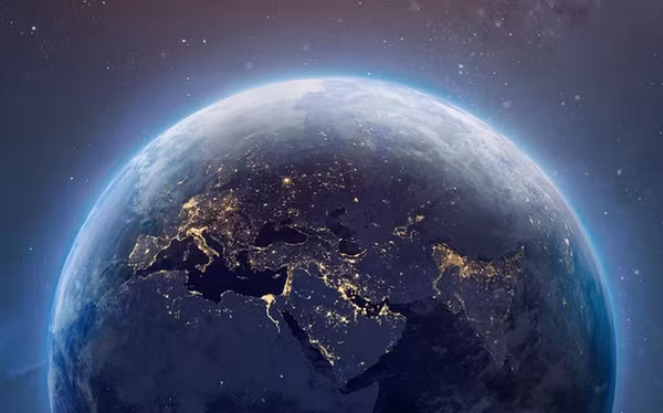 Hiện tượng nghiêng trục của Trái Đất là một tín hiệu rõ ràng cho chúng ta về cần thiết phải hành động bảo vệ môi trường và sử dụng tài nguyên một cách bền vững.