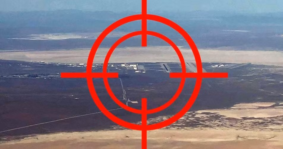 Mặc dù các quan chức không quân đã giải thích những sự việc kỳ lạ thấy trên không trung là "hiện tượng tự nhiên" hoặc "nghiên cứu thời tiết", nhưng có những suy đoán rằng Khu vực 51 chứa đựng nhiều bí mật hơn thế.