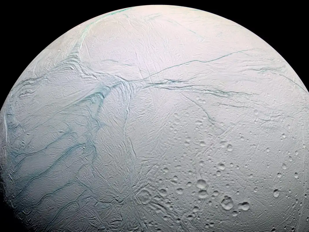 Những hợp chất này bao gồm fosfates, các dạng hợp chất hữu cơ giàu nguyên tử carbon và phức chất hữu cơ chứa nitơ. Đây là những thành phần cần thiết để hình thành và duy trì sự sống trên Trái Đất.