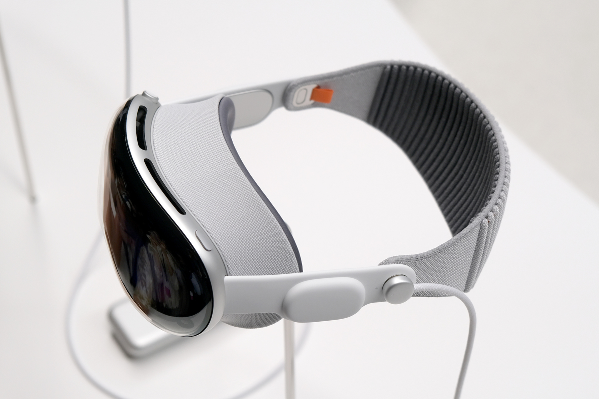 Công nghệ hiển thị của Apple đã được cải tiến để đảm bảo rằng người dùng có thể thấy hình ảnh một cách tự nhiên và mượt mà.