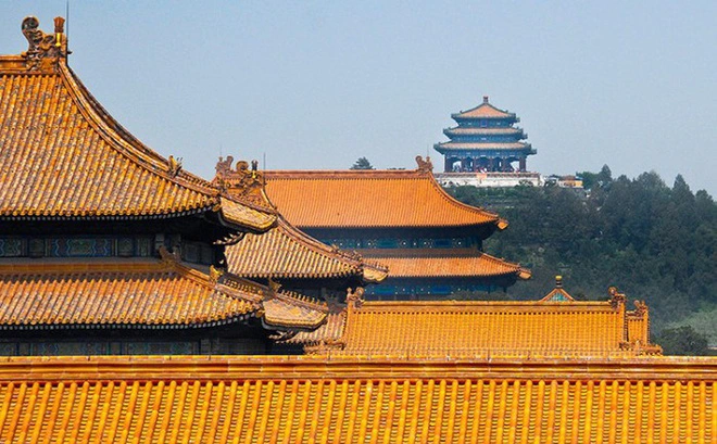 Một yếu tố quan trọng đó là cách thiết kế độ dốc và độ rộng của mái cung điện.