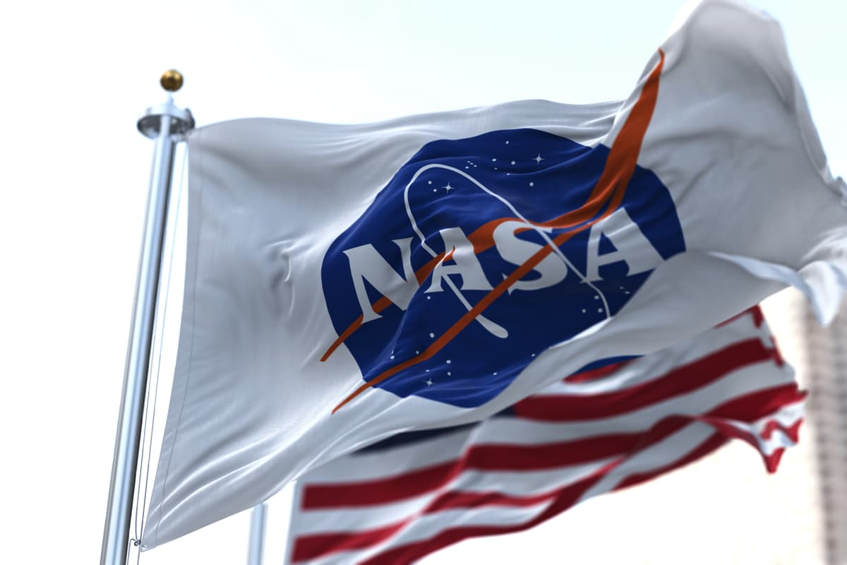 Sau sự kiện, chuyên gia Dan Evans của NASA cho biết "hoàn toàn không có bằng chứng thuyết phục nào về sự sống ngoài Trái đất liên quan đến các vật thể không xác định".