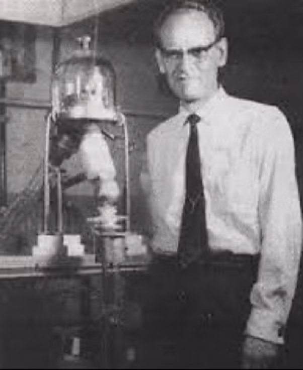 Vào năm 1969, khi một vụ cướp ngân hàng xảy ra ở Toronto, Sid Hurwich liên lạc với cảnh sát và đề nghị giúp đỡ.