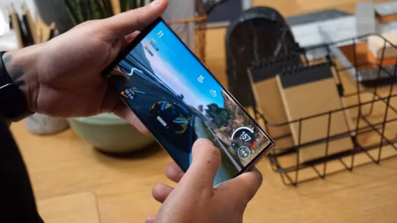 Tuy báo cáo đánh giá cao sự quan tâm của Samsung đối với người dùng và việc thay thế màn hình và pin miễn phí, nhưng nếu vấn đề là do phần mềm hoặc màn hình bị lỗi, Samsung cần giải quyết sự cố này trên phạm vi toàn cầu và thực hiện việc thay thế miễn phí tương tự cho tất cả người dùng Samsung trên toàn thế giới gặp phải vấn đề này.