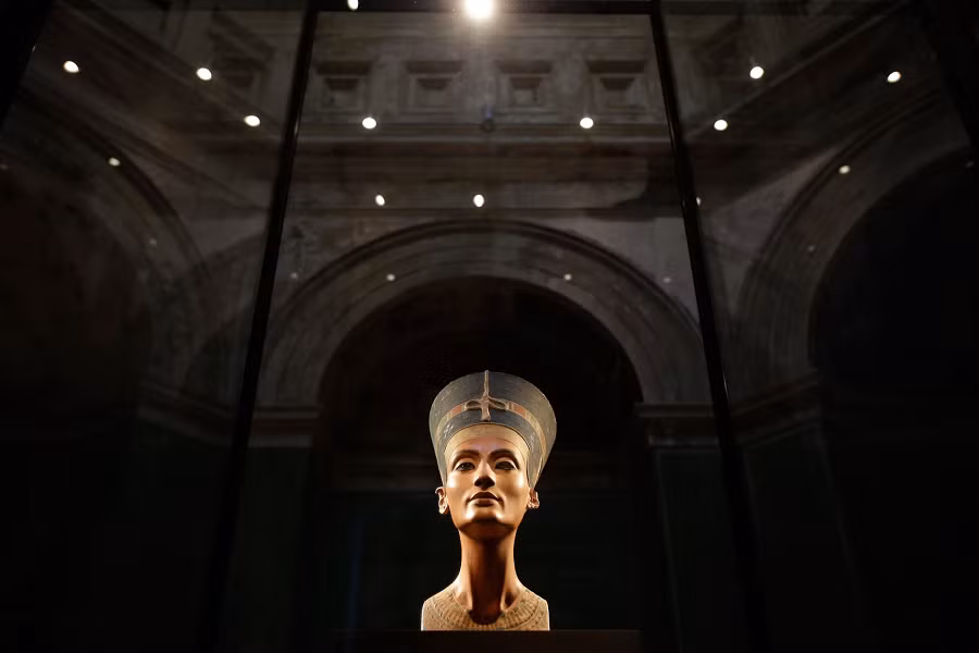 Một trong những điều gây tranh cãi nhất về Nefertiti là về số phận cuối cùng của cô.