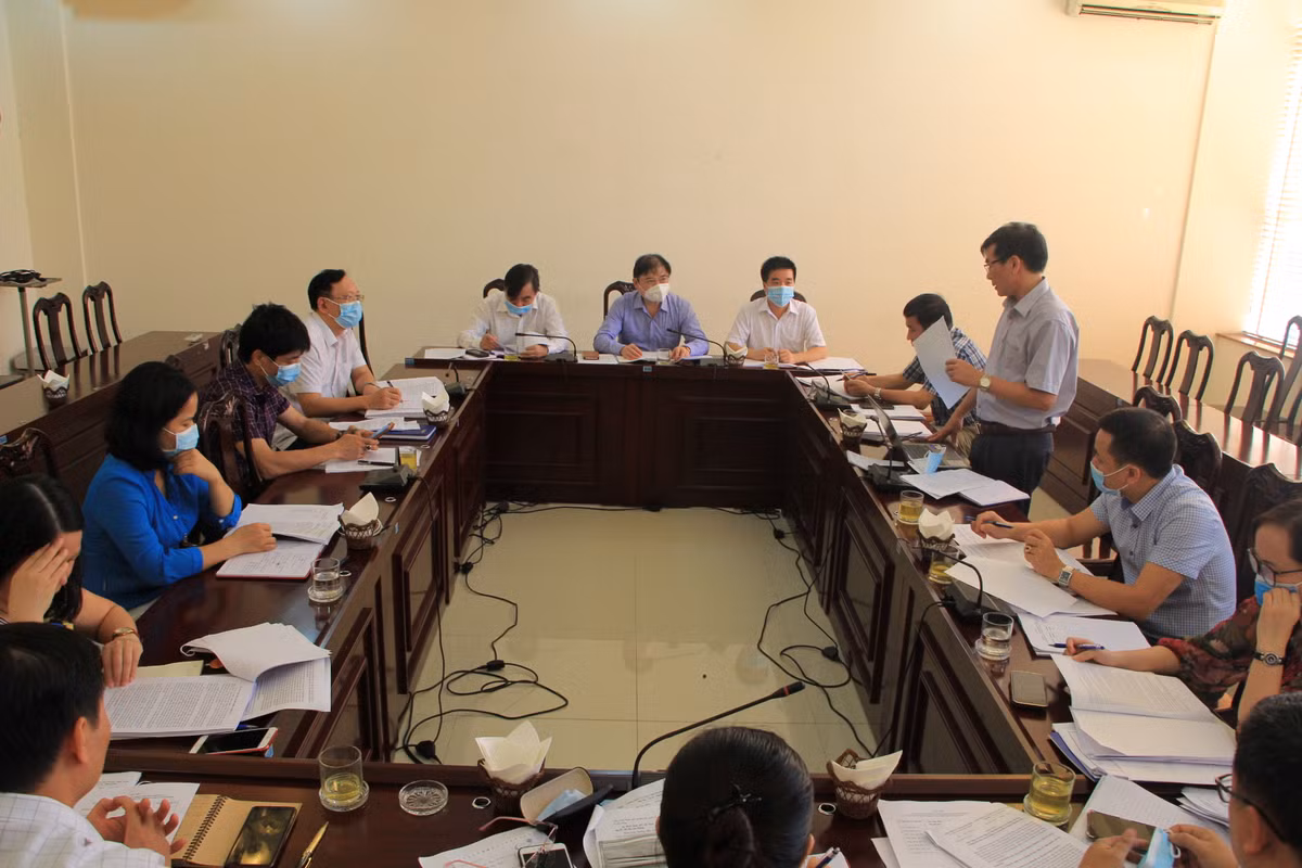 Tiep tuc hoan thien De an to chuc bo may va hoat dong cua VUSTA