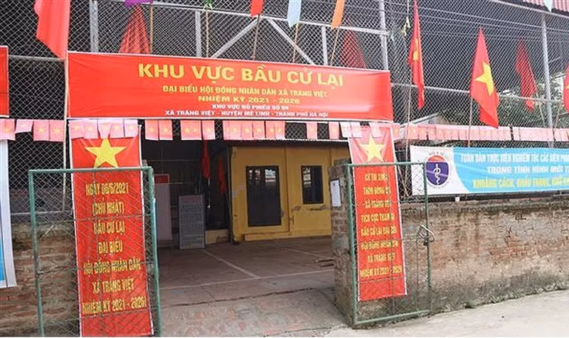 Sai pham bau cu o Ha Noi: Ung vien tu bo 75 phieu cho minh... co xu ly hinh su?