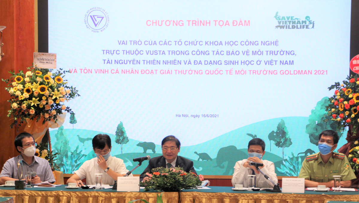 Chu tich Phan Xuan Dung vinh danh nguoi Viet Nam nhan giai thuong Moi truong Goldman-Hinh-2