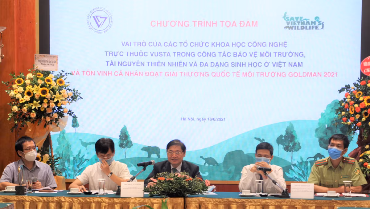 Chu tich Phan Xuan Dung vinh danh nguoi Viet Nam nhan giai thuong Moi truong Goldman-Hinh-2