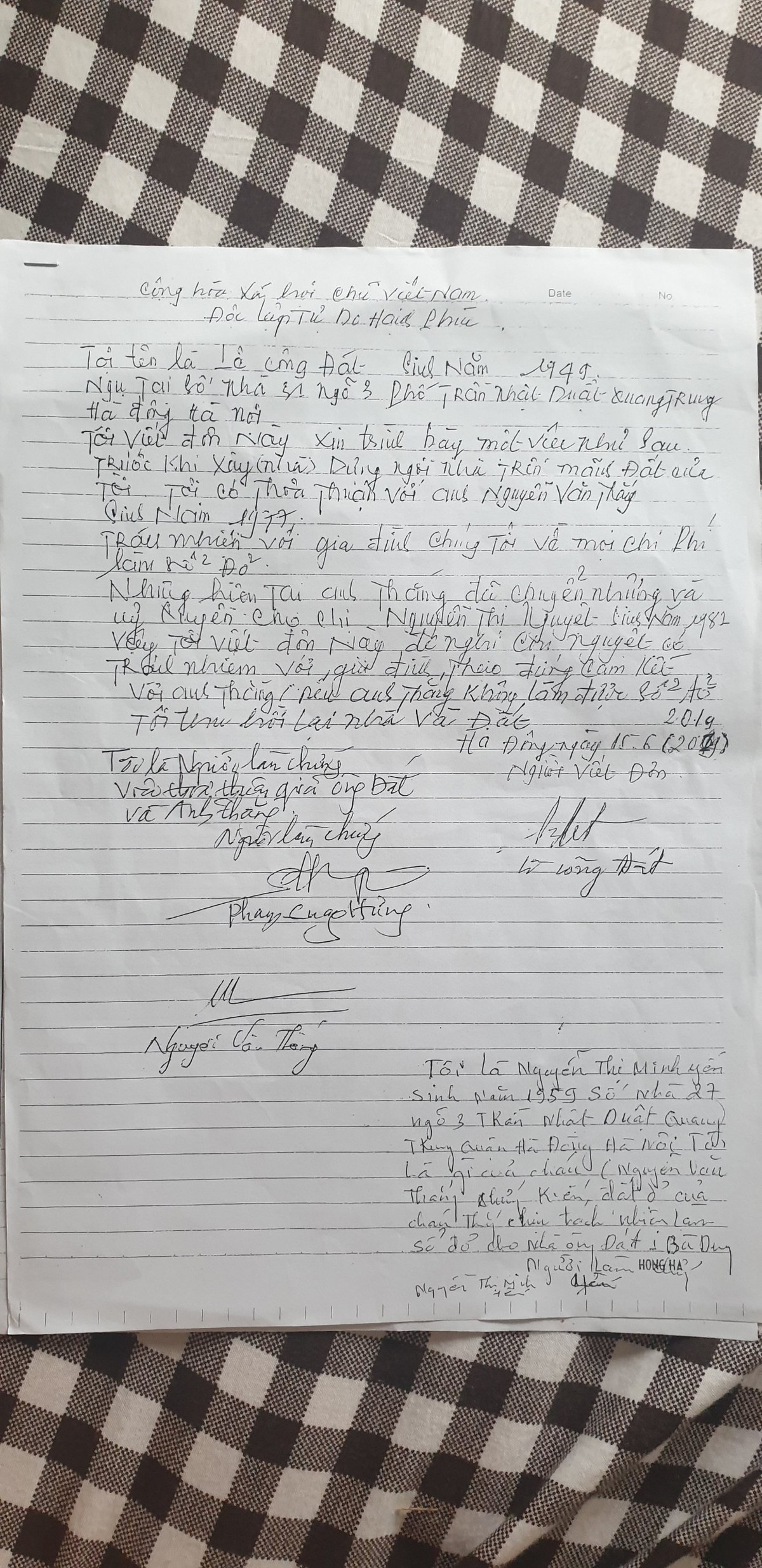 Ha Dong: Ong lao 72 tuoi keu cuu vi bi nhom nguoi chiem giu nha-Hinh-4