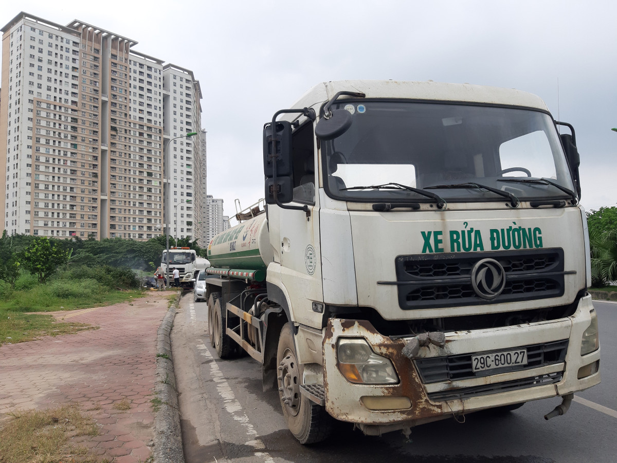 Cong ty moi truong gay o nhiem moi truong giua Thu do Ha Noi-Hinh-9