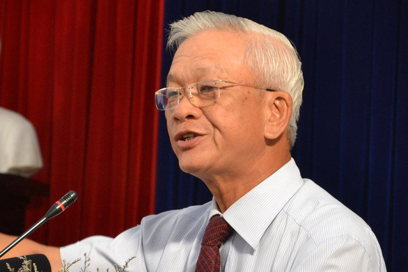 Cơ quan CSĐT Công an tỉnh Khánh Hòa cho biết cơ quan này đã ra quyết định khởi tố vụ án hình sự vi phạm quy định về quản lý theo khoản 3, Điều 229 BLHS xảy ra tại dự án Sinh thái tâm linh Cửu Long Sơn Tự và dự án Biệt thự sông núi Vĩnh Trung thuộc khu vực núi Chín Khúc, tỉnh Khánh Hòa. 