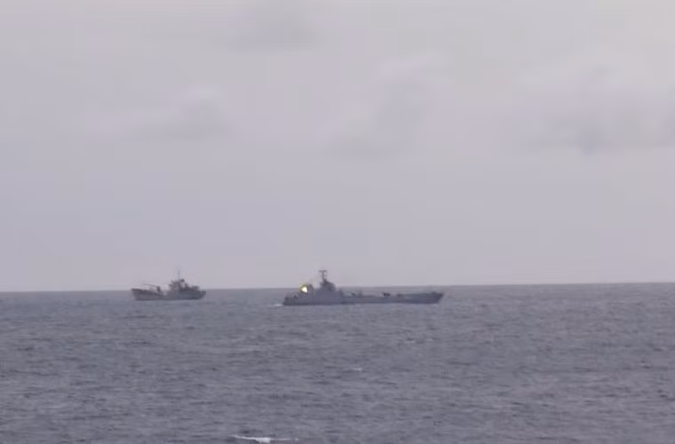 . Lữ đoàn 125 được ra đời trong thời kỳ kháng chiến chống Mỹ, cứu nước và còn có tên gọi là “Đoàn tàu không số”. Thời điểm đó, Đoàn có nhiệm vụ chủ yếu là vận chuyển vũ khí, đạn và thuốc... phục vụ chiến trường miền Nam. Hiện, Lữ đoàn 125 là một trong những đơn vị tàu vận tải chủ lực của Quân chủng Hải quân làm nhiệm vụ vận chuyển và trực SSCĐ trên các vùng biển của Tổ quốc.