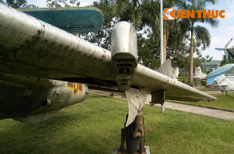 Cũng như MiG-19 đời đầu Liên Xô, J-6 thời này chưa mang được tên lửa không đối không tầm nhiệt mà phải tới các bản cải tiến về sau. Các tài liệu Lịch sử Quân sự Việt Nam có nghi nhận việc Việt Nam trang bị cải tiến cho J-6 tên lửa SA-7 biến thể không đối không nhưng không hiệu quả trong chiến đấu.