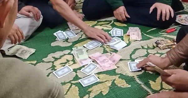 Nhiều doanh nhân bị khởi tố vụ đánh bạc tại King Club Nhieu doanh nhan bi khoi to vu danh bac tai King Club