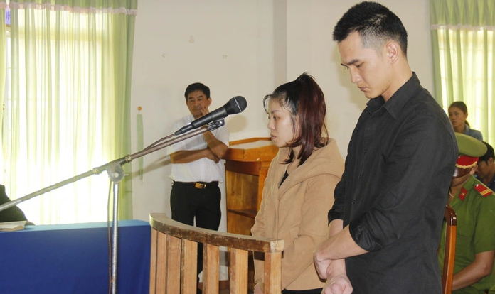 Trần Thị Tuyết Hương là người tận mắt chứng kiến cảnh Đức ra tay sát hại chồng mình, nhưng đã không kêu, sau đó cũng không tố giác, chấp nhận phi tang xác chồng cùng Đức. Nguyễn Thành Đức dùng chăn quấn xác anh Hành rồi vác ra vườn cà phê cách nhà khoảng 40 m đào hố chôn giấu. Tuy nhiên, do sợ bị phát hiện, nên khuya ngày hôm sau, đối tượng này ra đào xác nạn nhân lên, dùng xe máy chở về rẫy cà phê của một gia đình gần nhà y ở thôn Bình An đào hố chôn giấu. Sau này, tòa đã tuyên phạt Nguyễn Thành Đức tử hình về tội giết người, Trần Thị Tuyết Hương 3 năm tù giam về tội che giấu tội phạm.