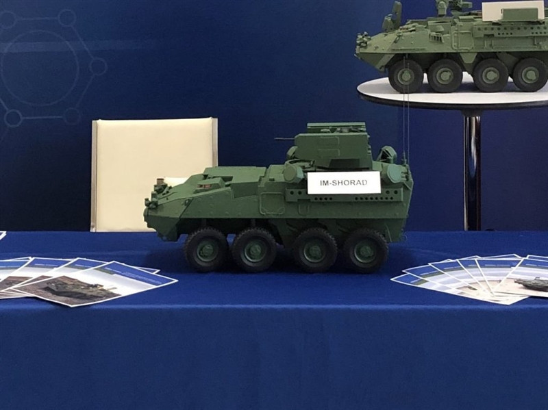 Tổ hợp phòng không tầm gần được nói tới chính là chương trình xe phòng không bọc thép tác chiến IM-Shorad được trang bị đài radar mạnh, các thiết bị tác chiến điện tử, tên lửa dẫn đường bằng radar và pháo phòng không 30mm mới nhất.