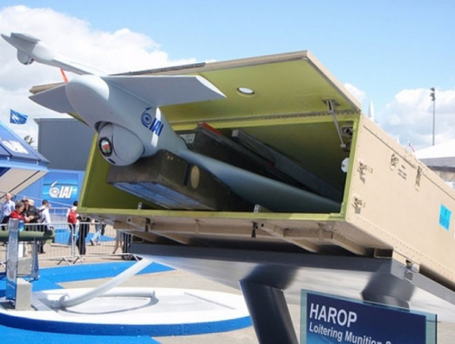 Tháng 6/2015, IAI cho biết, họ đã bán hàng trăm hệ thống UAV cảm tử loại này cho Azerbaijan, Thổ Nhĩ Kỳ và Ấn Độ. Harop được coi là đỉnh cao công nghệ UAV của nền công nghiệp quốc phòng Israel.