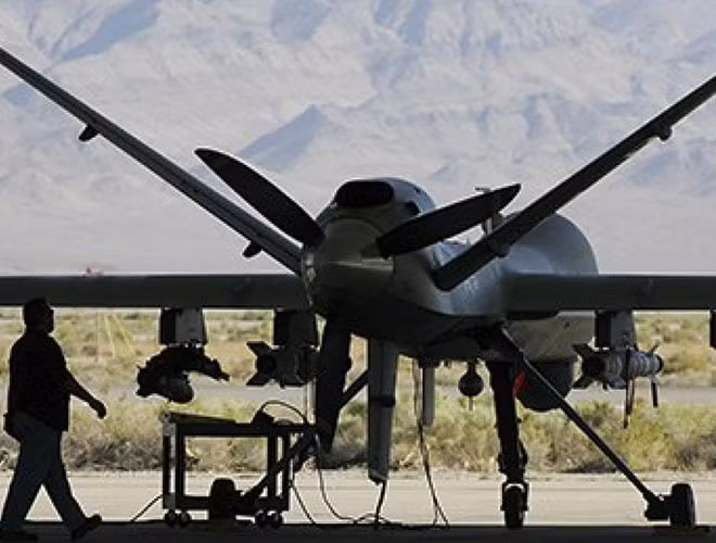 “Trong 10-15 năm nữa, đây sẽ là một trong những xu hướng chính trong lĩnh vực phát triển các hệ thống vũ khí”, Thứ trưởng Bộ Quốc phòng Nga phụ trách trang bị Yuri Borisov khẳng định vào năm 2016.