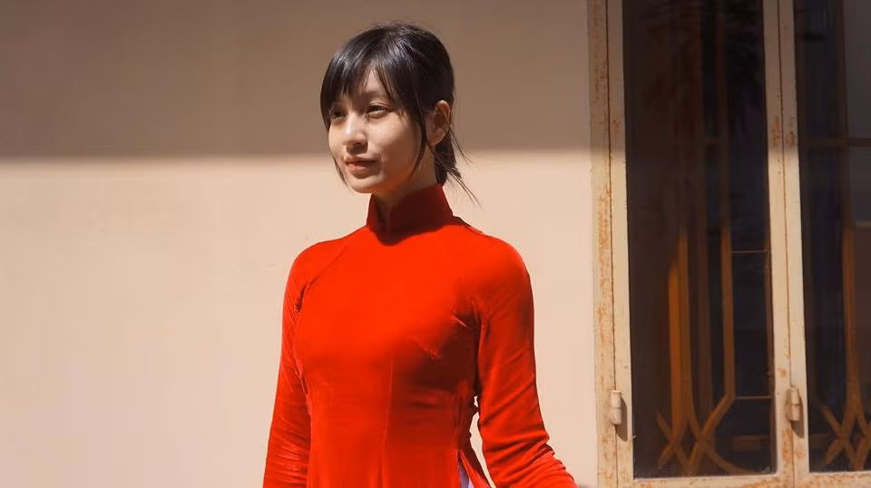 Mới đây, thông tin nữ sinh 16 tuổi Nguyễn Lâm Thảo Tâm, sinh năm 2000 trở thành đại diện của Việt Nam tham dự Diễn đàn lãnh đạo trẻ thế giới 2016, diễn ra ở Brazil đã gây chú ý với rất nhiều người. Thảo Tâm nhanh chóng trở thành nhân vật được nhiều bạn trẻ quan tâm, hâm mộ và có cơ hội để thể hiện bản thân, tiết lộ thêm về cá tính, con người thú vị đầy sự tự tin của mình.