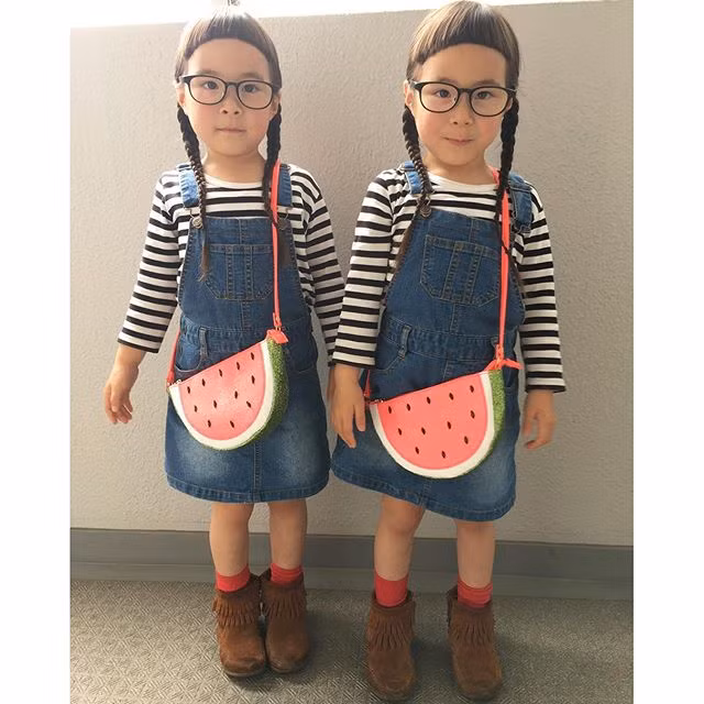 Xuất hiện thường xuyên trên các trang báo nổi tiếng của xứ sở hoa anh đào, hai chị em đầu gáo dừa đang nhận được sự quan tâm lớn của dân mạng nước này cũng như các nước lân cận.