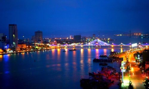 Trang TripAdvisor của Mỹ đánh giá thành phố biển Đà Nẵng là một trong những điểm du lịch hút khách nhất thế giới.