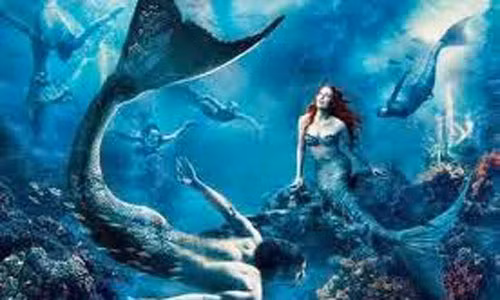 Đặc biệt, khi màn đêm buông xuống, các nàng tiên cá lên tàu thuyền sẽ khiến con tàu bị chìm xuống dưới đáy biển cùng toàn bộ thủy thủ.