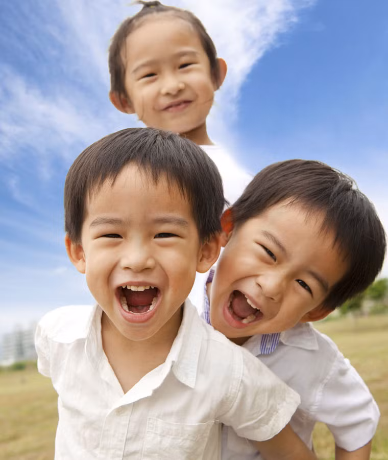 Vào tháng 2/2017, hơn 800 học sinh và giáo viên tại 7 trường tiểu học ở Tachikawa, ngoại ô Thủ đô Tokyo, Nhật Bản, bị nghi ngộ độc thực phẩm. Trong số đó, 5 trường hợp phải vào bệnh viện điều trị.