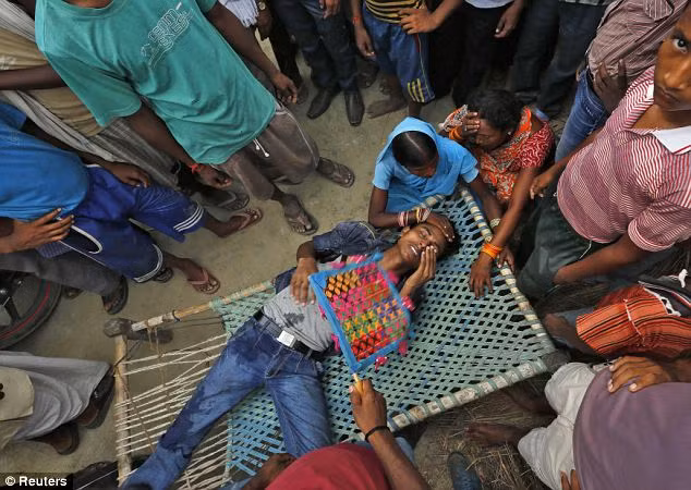 Vào năm 2016, nữ hiệu trưởng Meena bị kết án 17 năm tù vì tội cố ý giết người và âm mưu giết người. Bà cũng bị buộc phải đóng phạt 375.000 rupee (khoảng 5.500 USD), phần lớn trong số này dùng để bồi thường cho gia đình các nạn nhân.