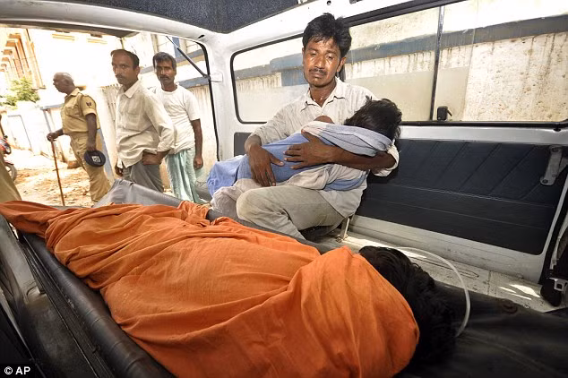 May mắn là các em học sinh được đưa tới bệnh viện điều trị kịp thời và tất cả đã bình phục, không còn trong tình trạng nguy hiểm.