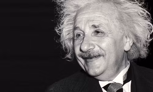 Albert Einstein: “Con nguoi duoc phu cho vua du tri thong minh”