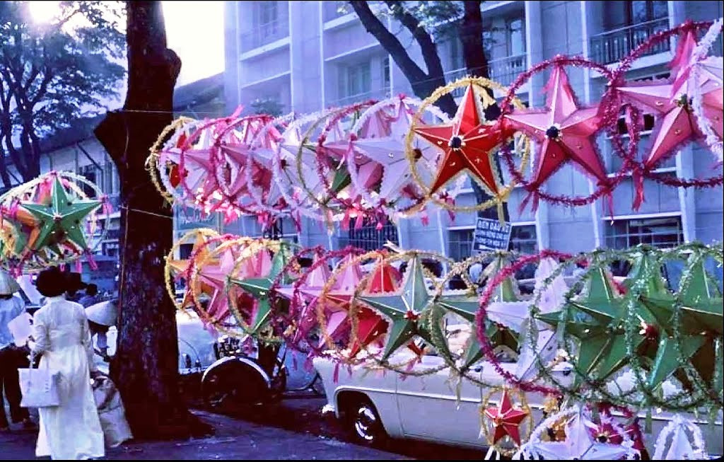 Đèn trang trí Noel.